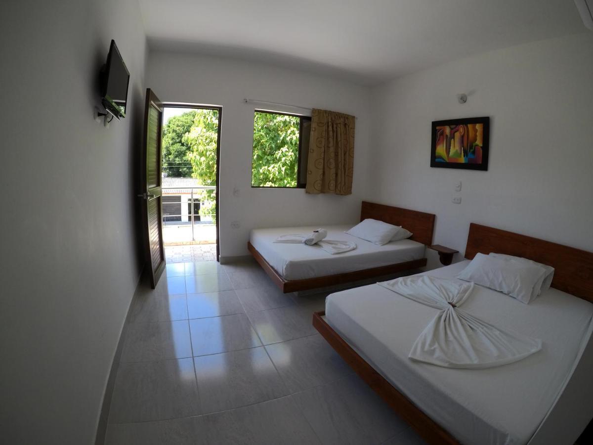 Hotel Paraiso Plaza Puerto Triunfo Extérieur photo