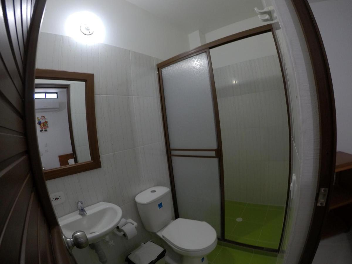 Hotel Paraiso Plaza Puerto Triunfo Extérieur photo
